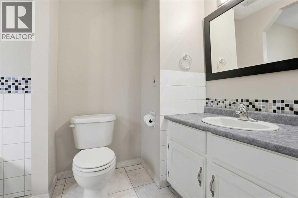 471 Berkley Crescent NW — photo 34