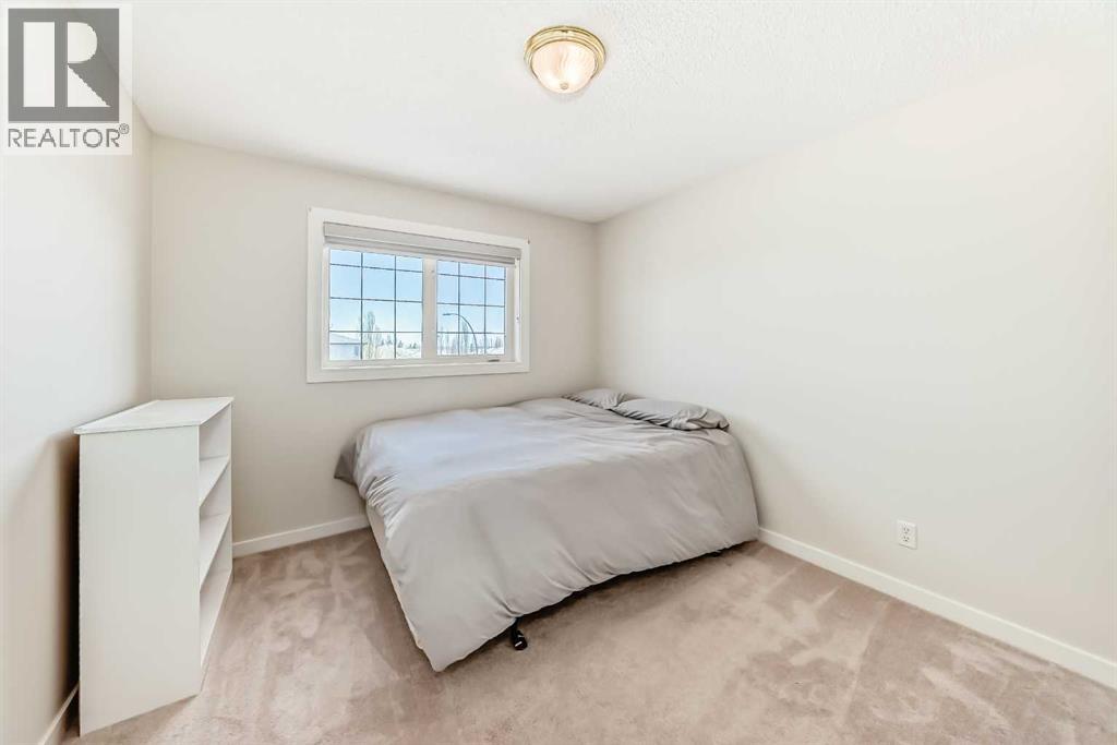 130 PANORAMA HILLS View NW - 25