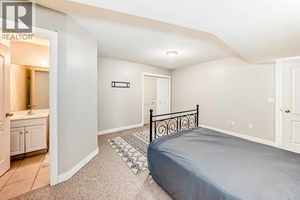 130 PANORAMA HILLS View NW - 36