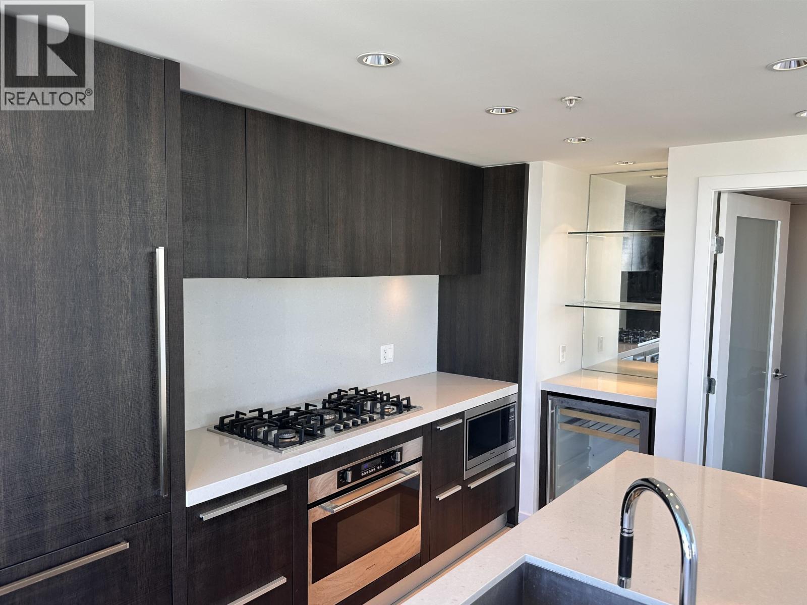 29F 1351 CONTINENTAL STREET, Vancouver
