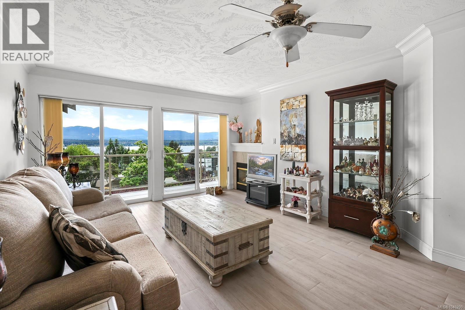 304 1860 Comox Ave, Comox