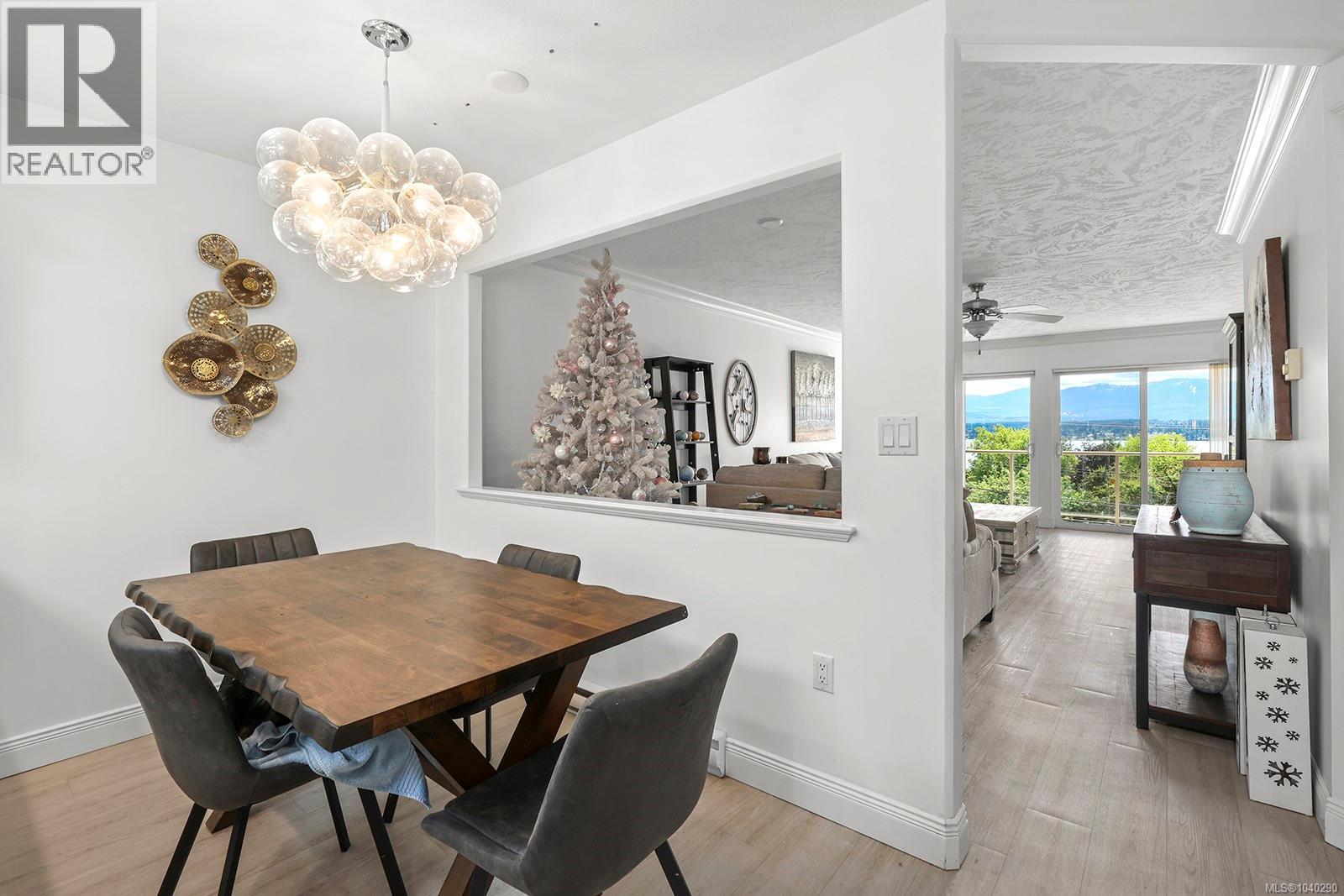 304 1860 Comox Ave, Comox