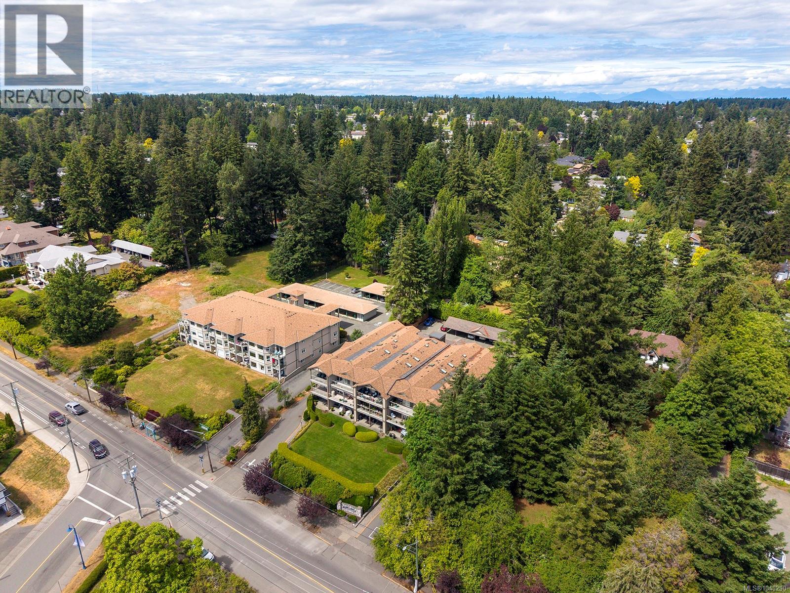 304 1860 Comox Ave, Comox
