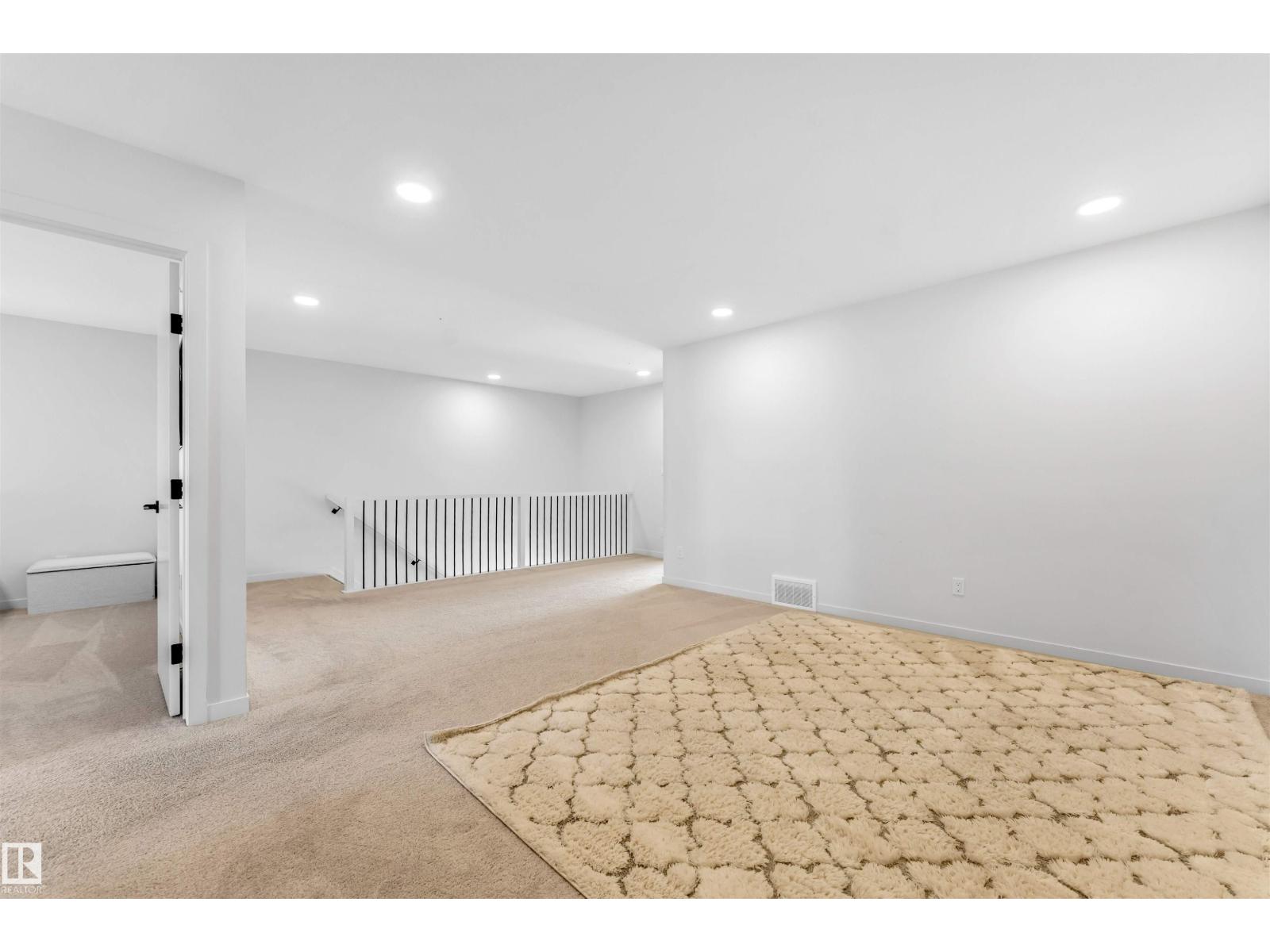 460 33 ST SW - 16