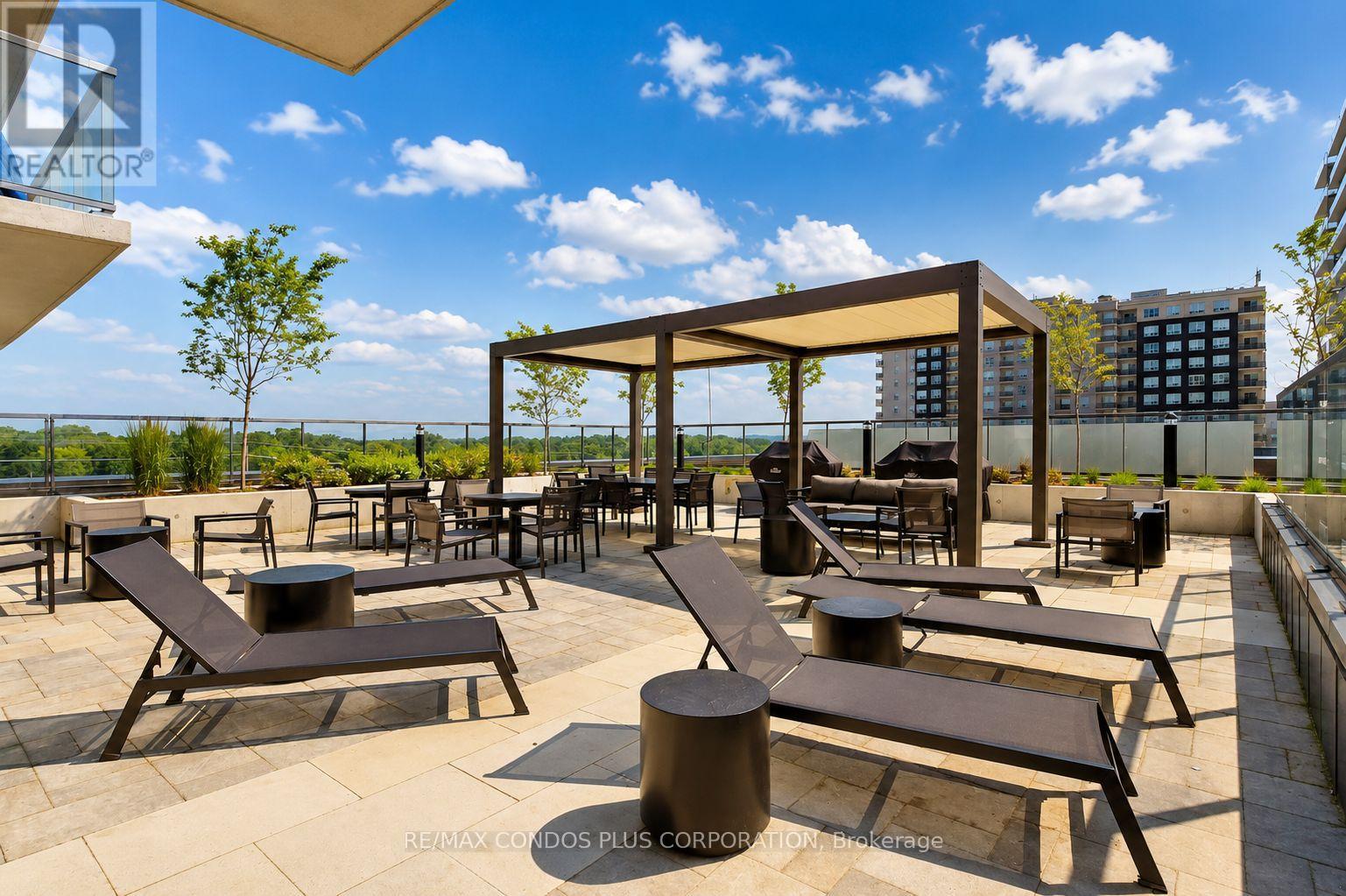 #1302 185 DEERFIELD ROAD - 14