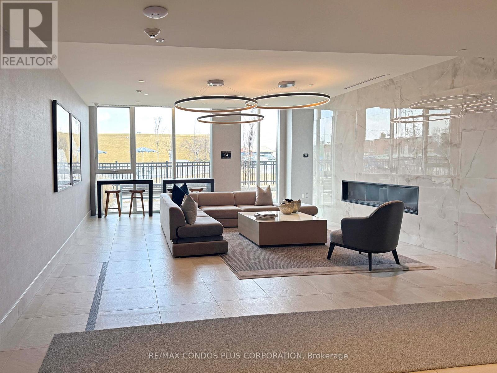 #1302 185 DEERFIELD ROAD - 16