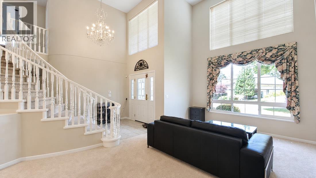 1421 MADRONA PLACE — photo 4