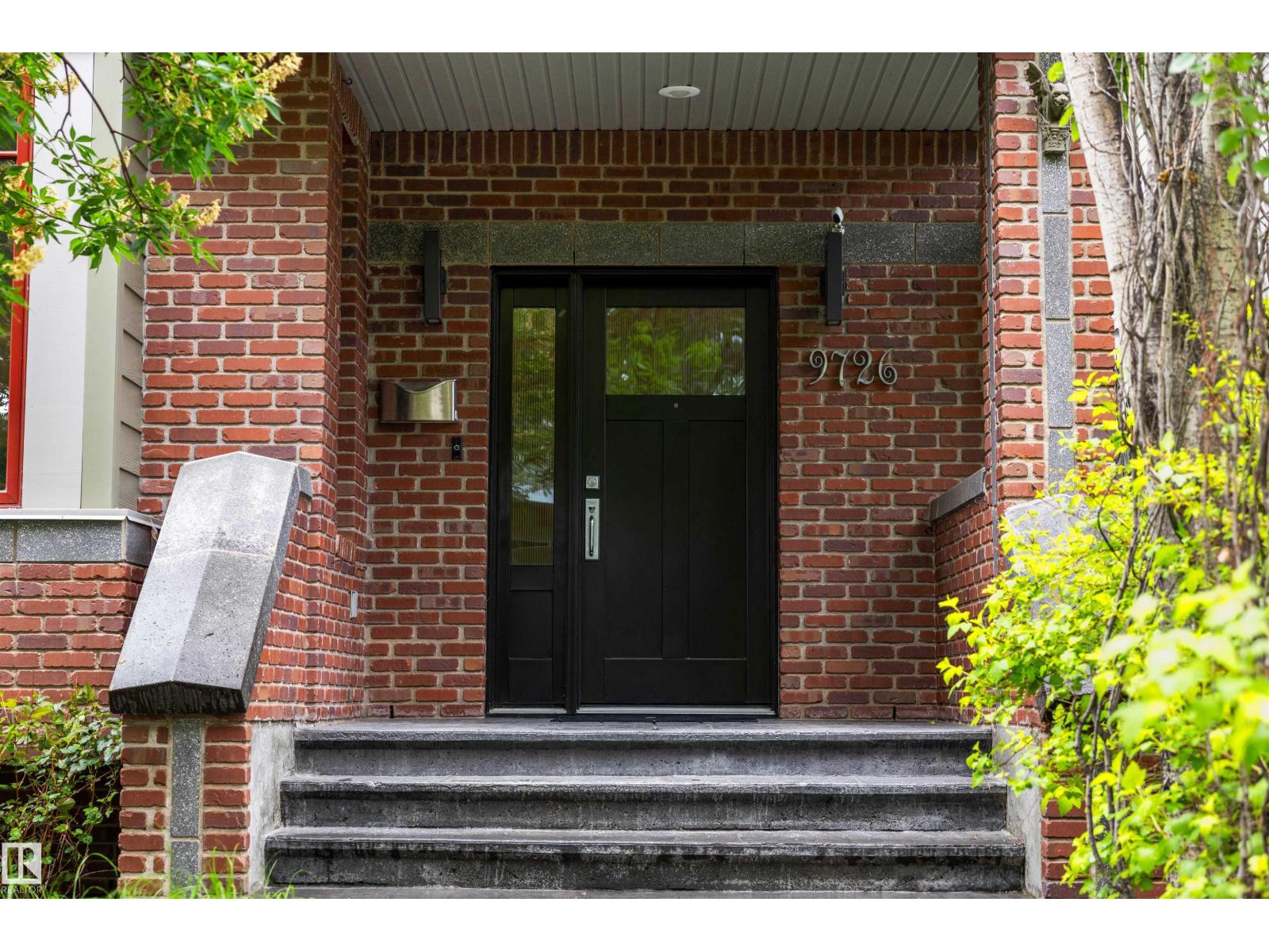 9726 94 ST NW - photo 2