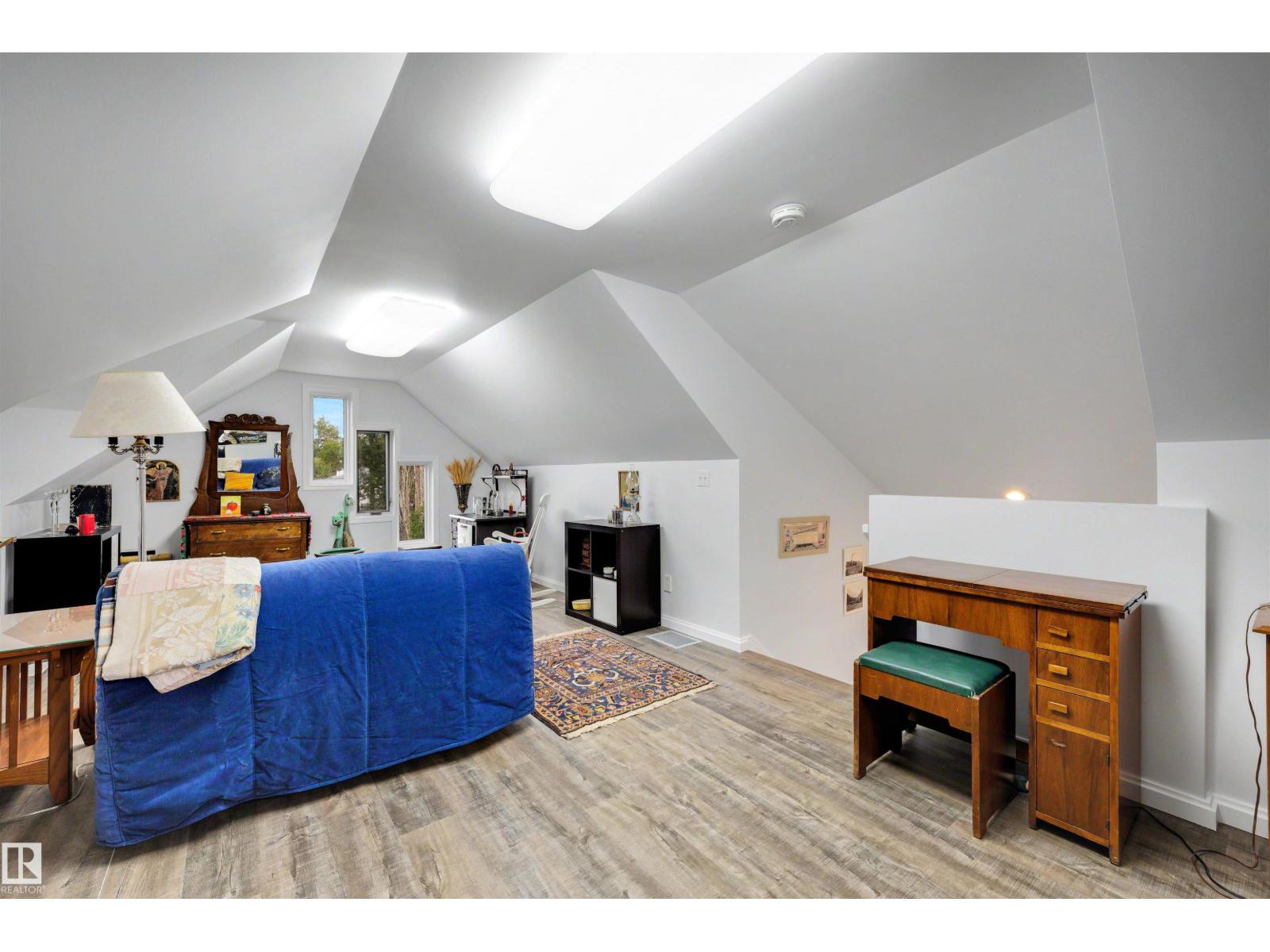9726 94 ST NW — photo 34