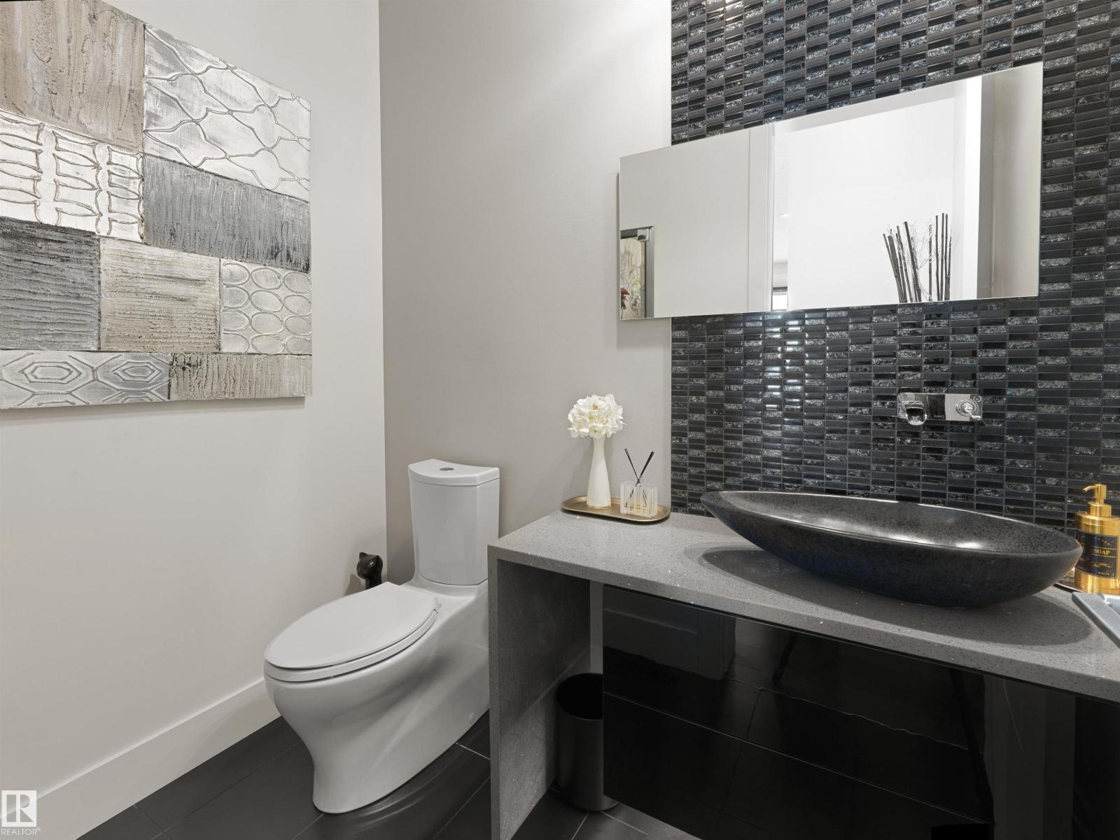 622 HOWATT DR SW — photo 24