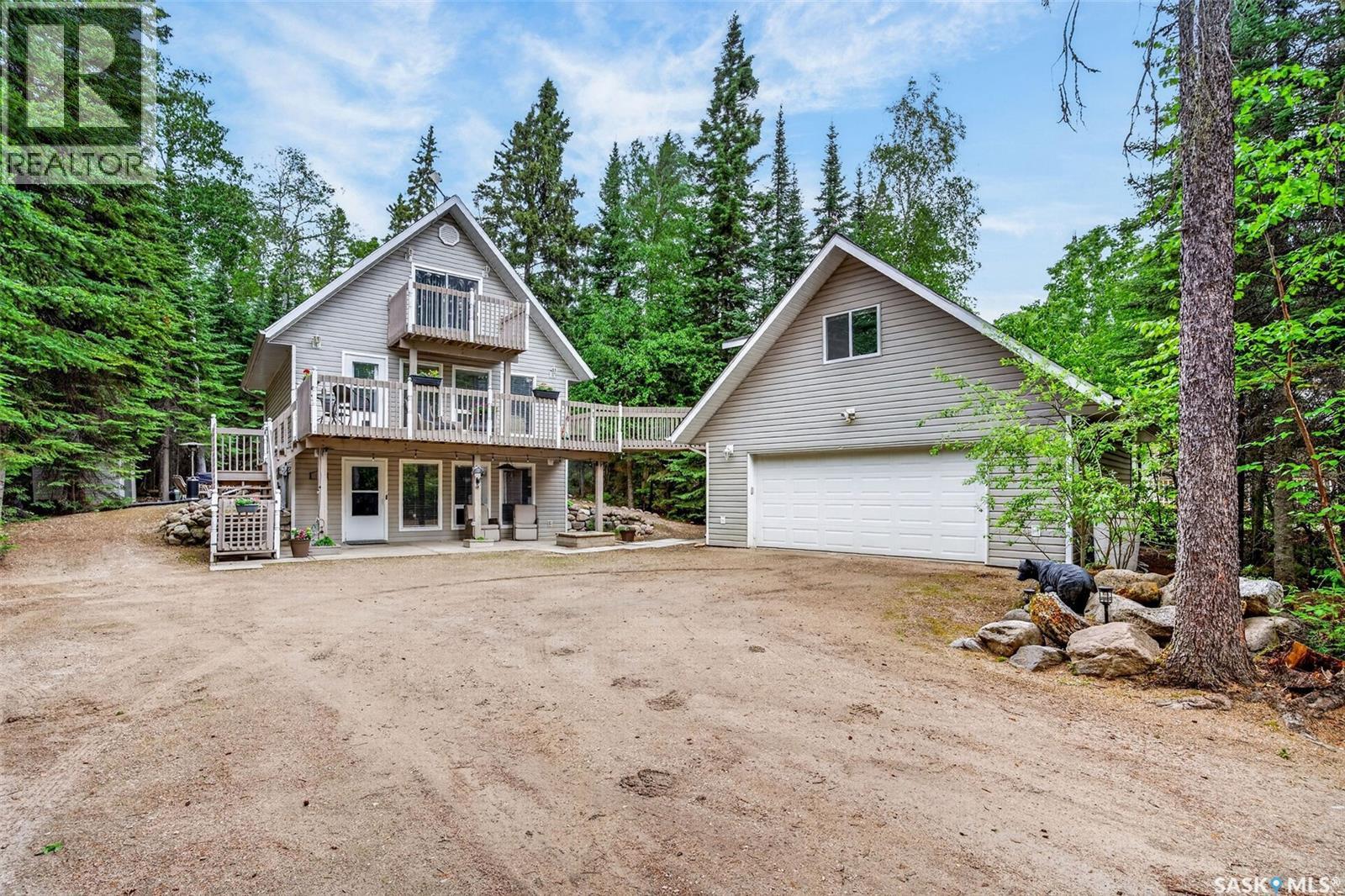 603 Marine DRIVE - 2