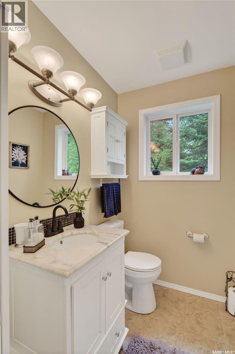 603 Marine DRIVE - 26