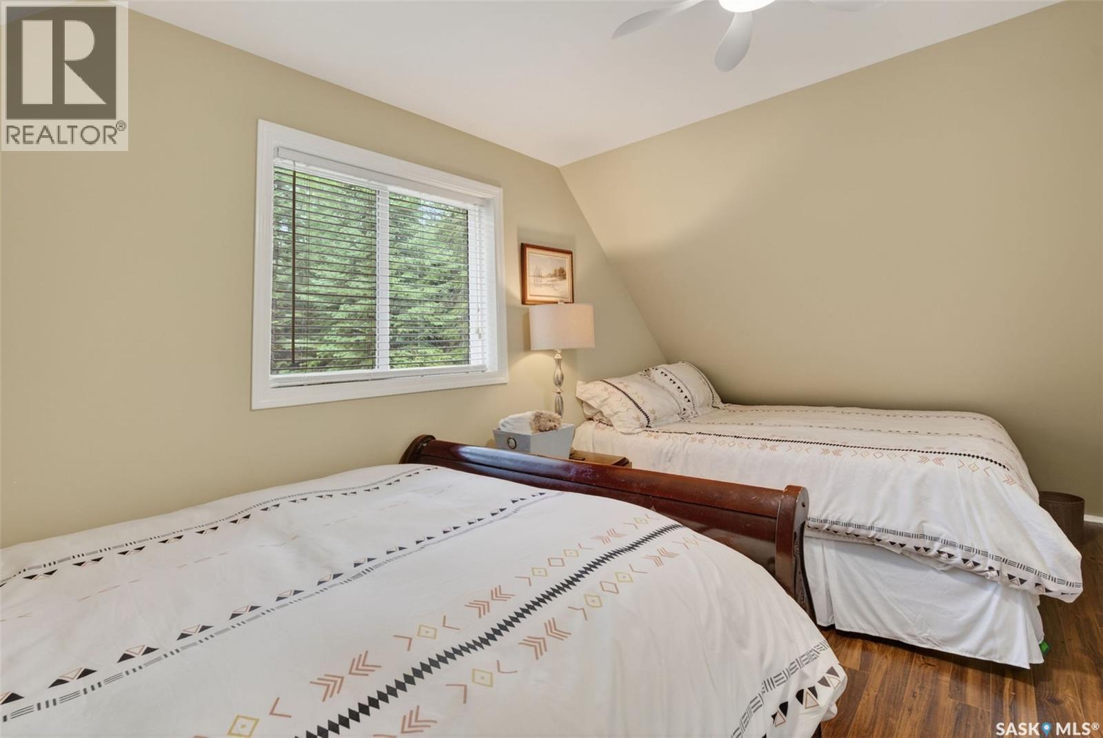 603 Marine DRIVE - 33