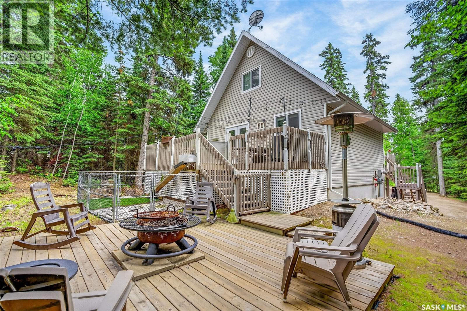 603 Marine DRIVE - 57