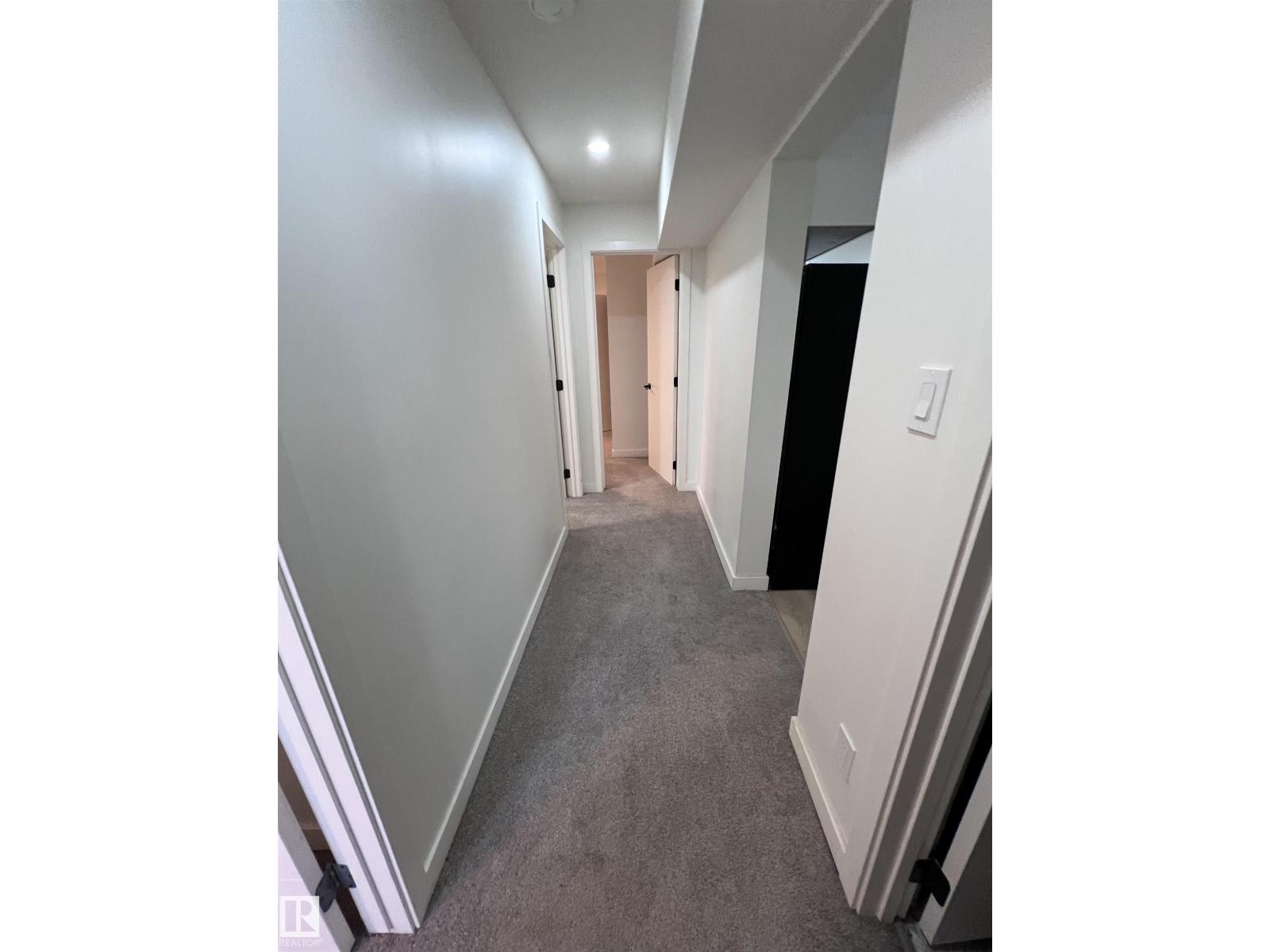 11911 133 AV NW — photo 26