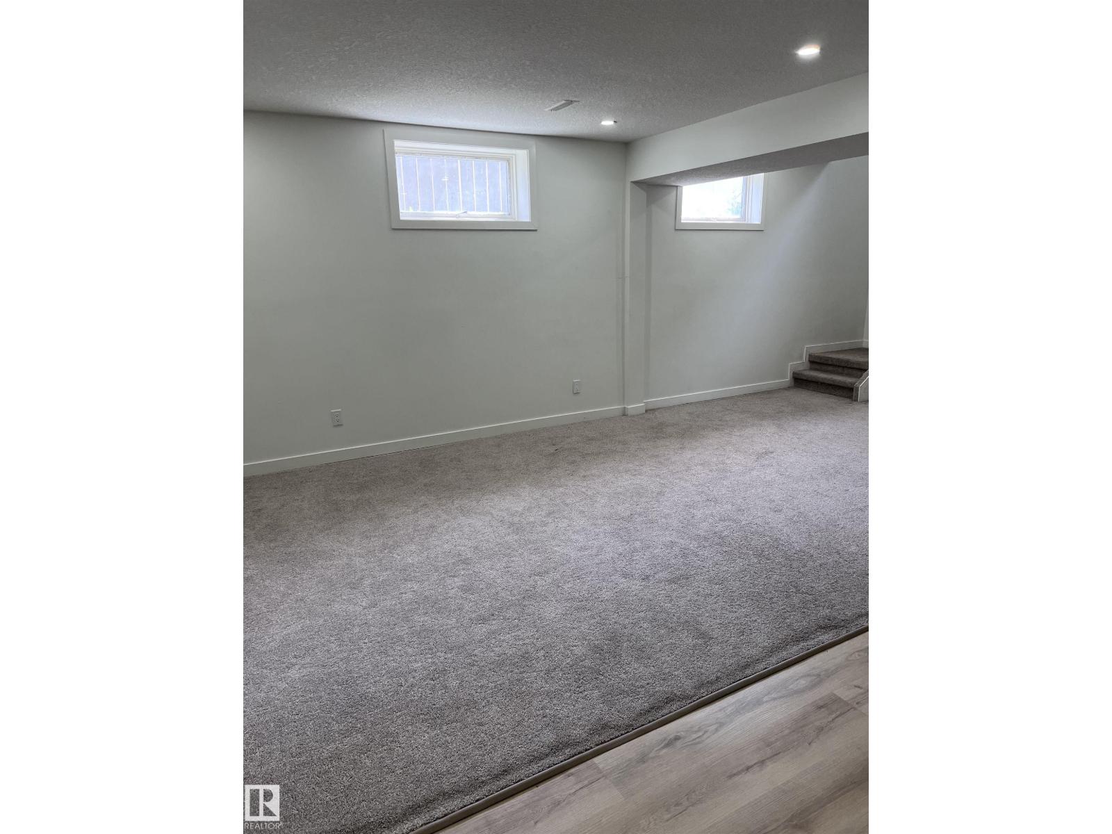 11911 133 AV NW — photo 31