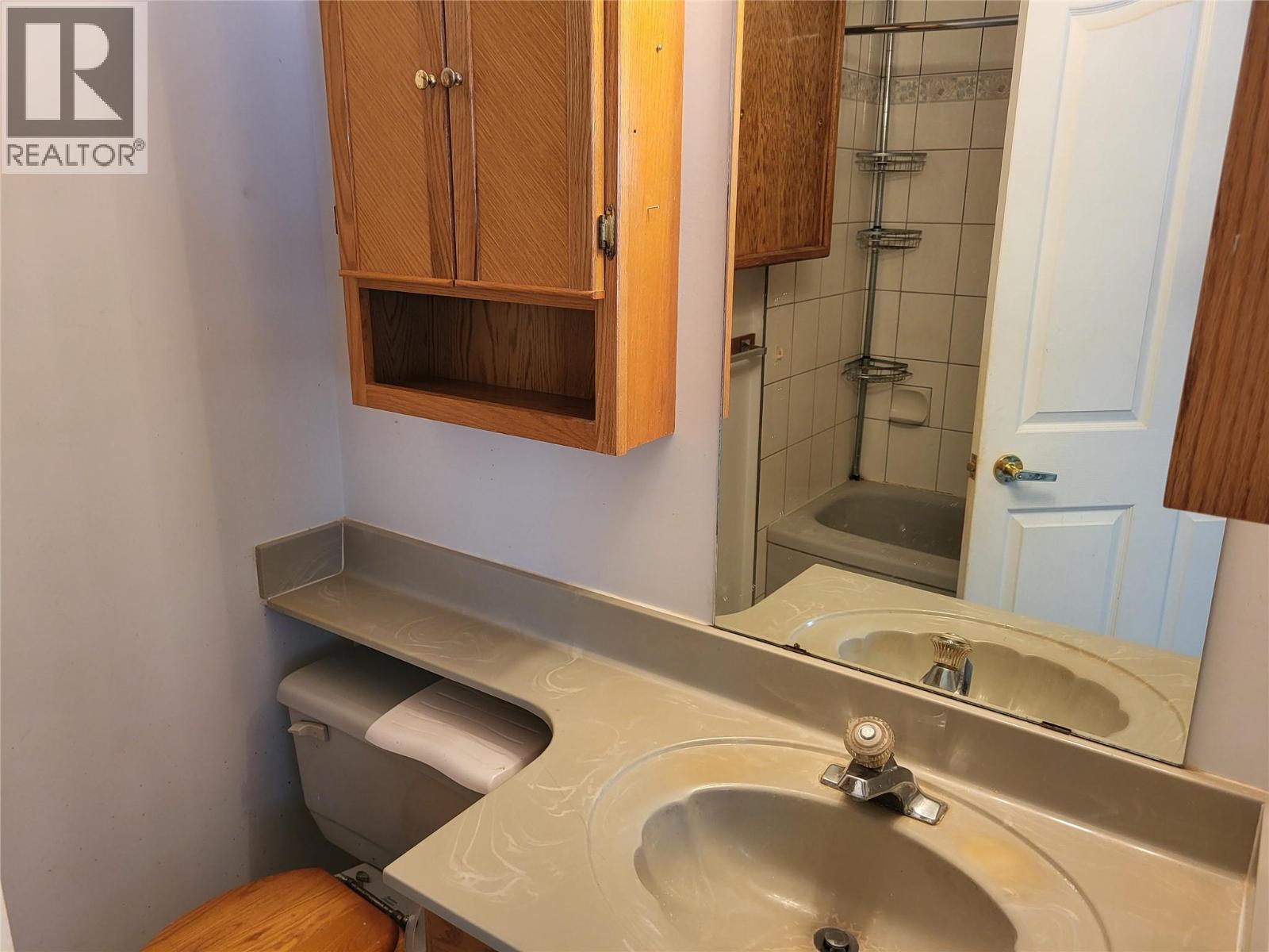 6184 Saint Martin Place - 10