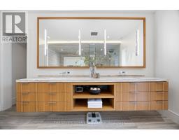 18 Chipstead Road, Toronto, ON M3B3E6 Photo 25