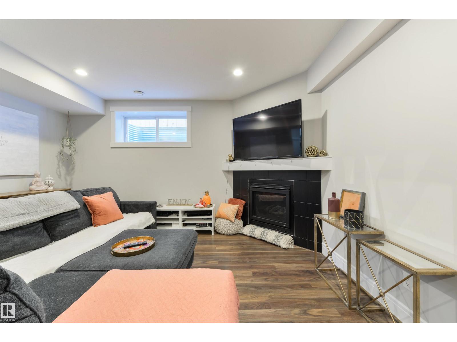 5125 CORVETTE ST NW — photo 45