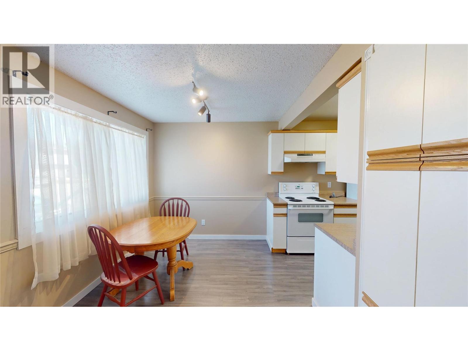 2221 3RD Street N - 10