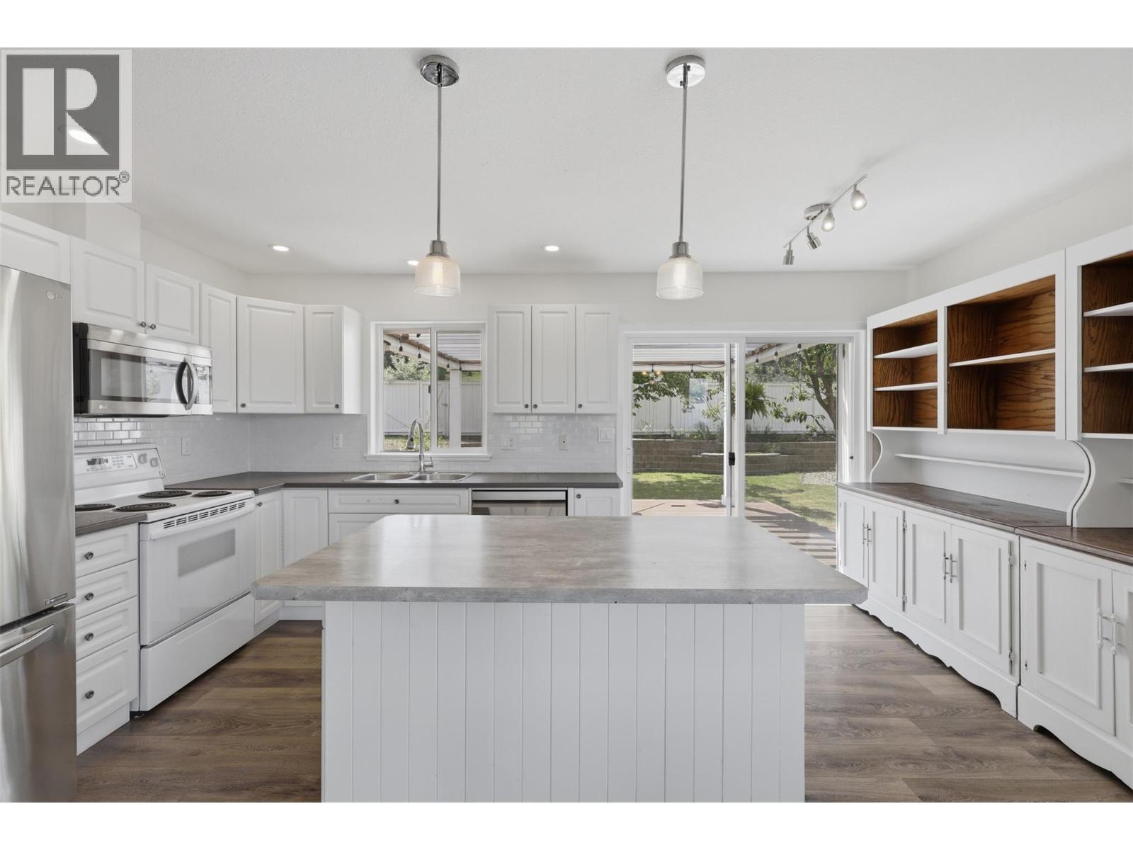 2335 Regent Place - 9