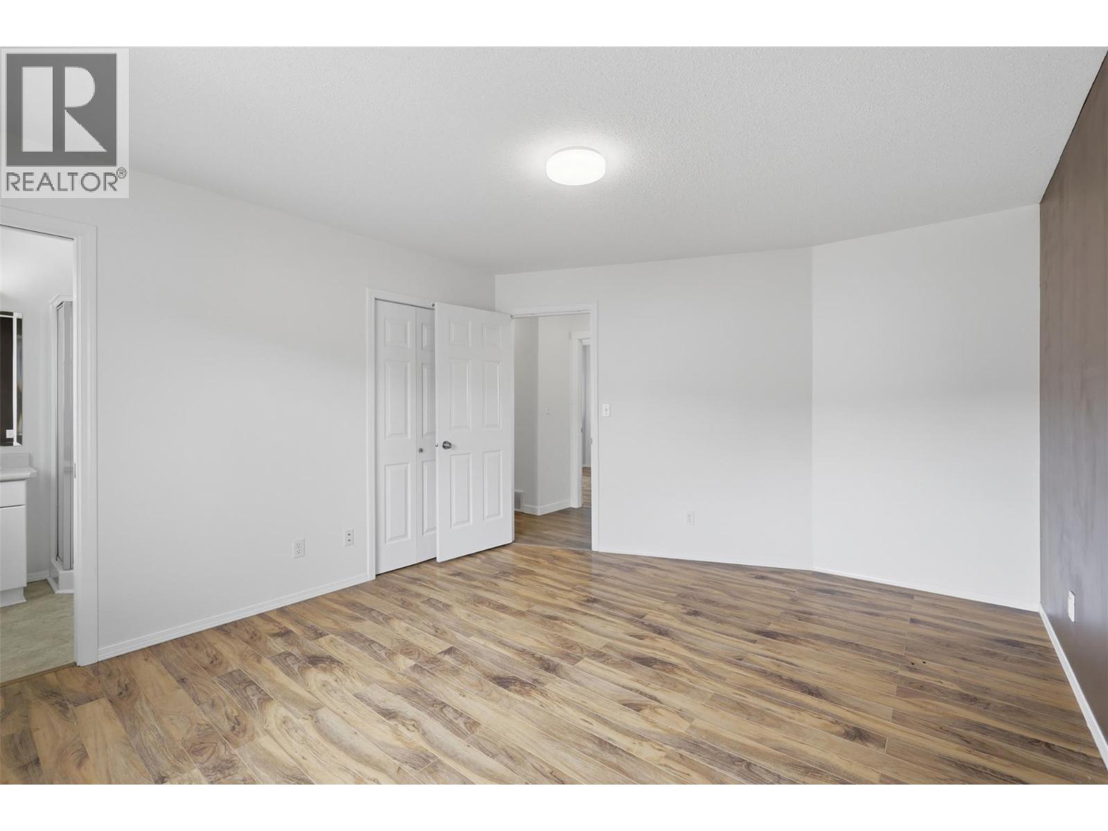 2335 Regent Place - 16