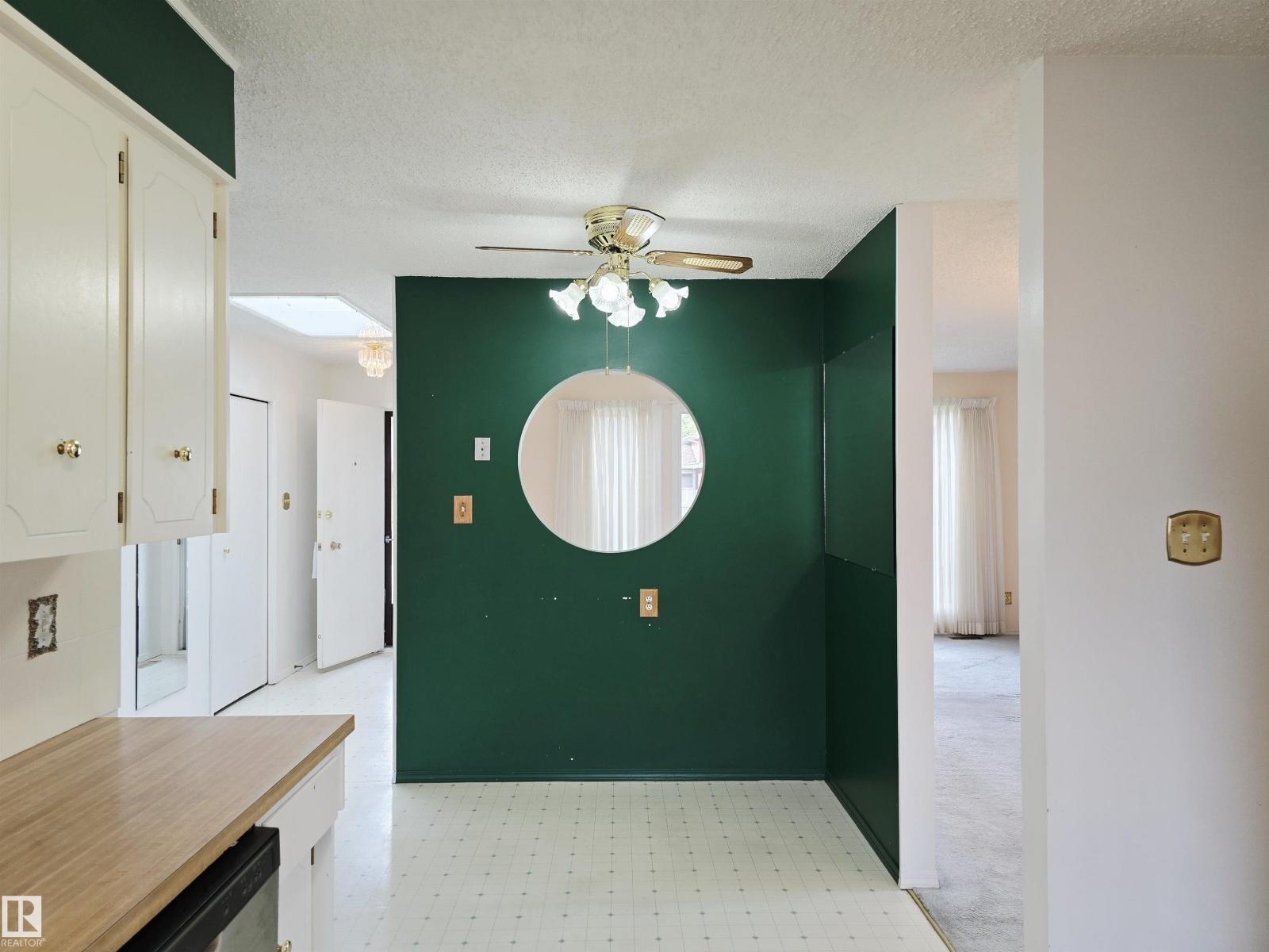 66 MILLER AV — photo 12