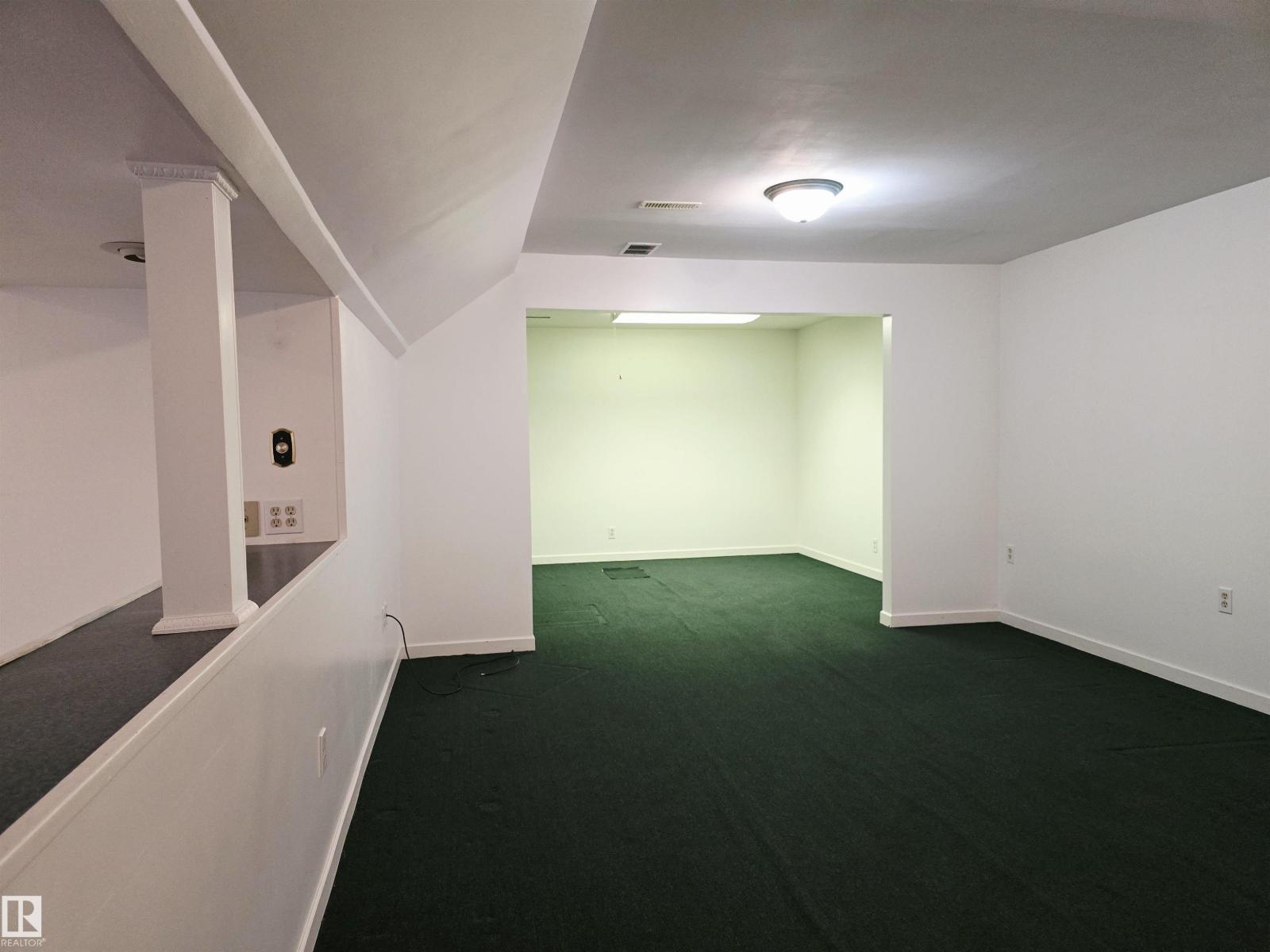 66 MILLER AV — photo 23