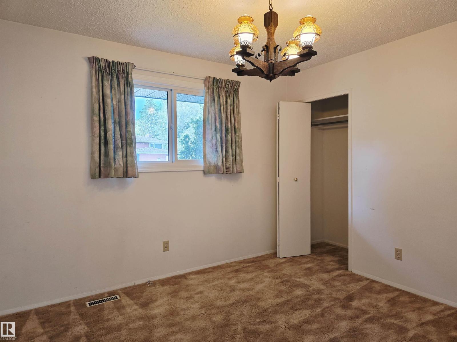 66 MILLER AV — photo 20