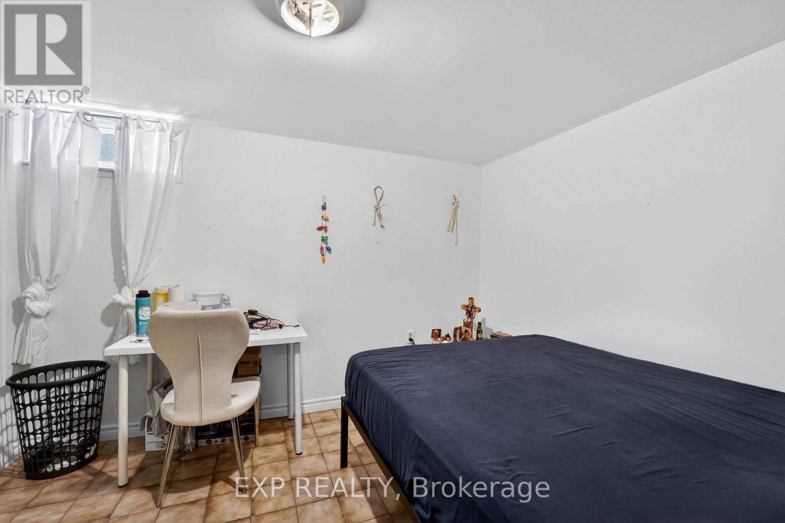 128 HADELAND AVENUE - 26