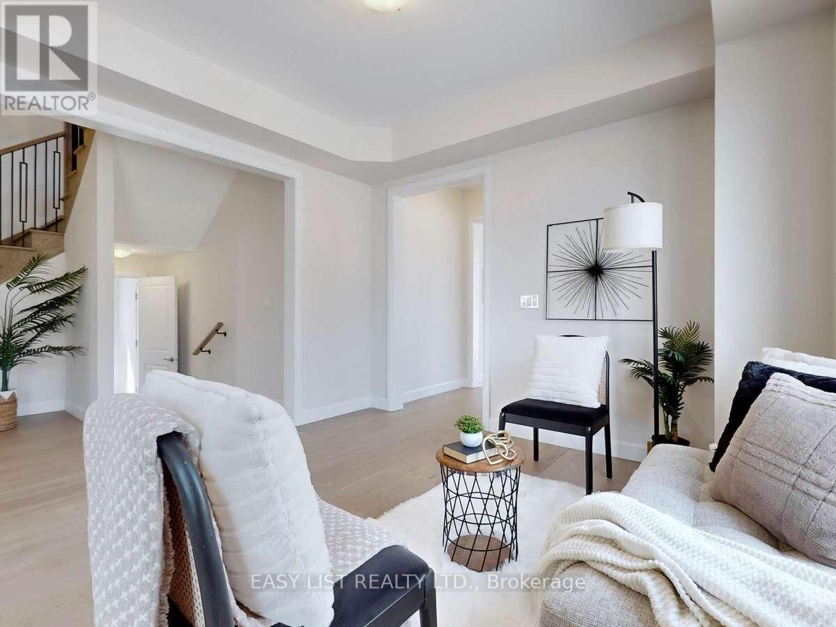 64 YORK DRIVE - 7