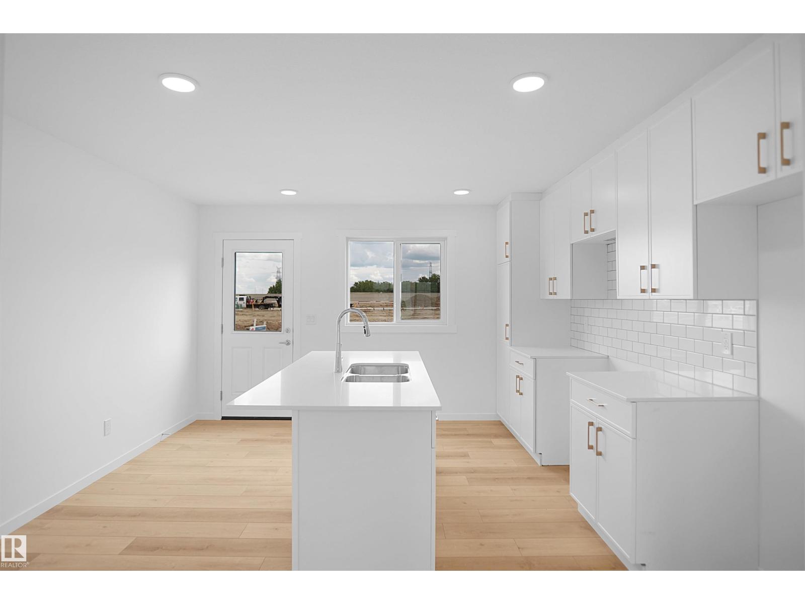 427 ASTER DR NW — photo 9