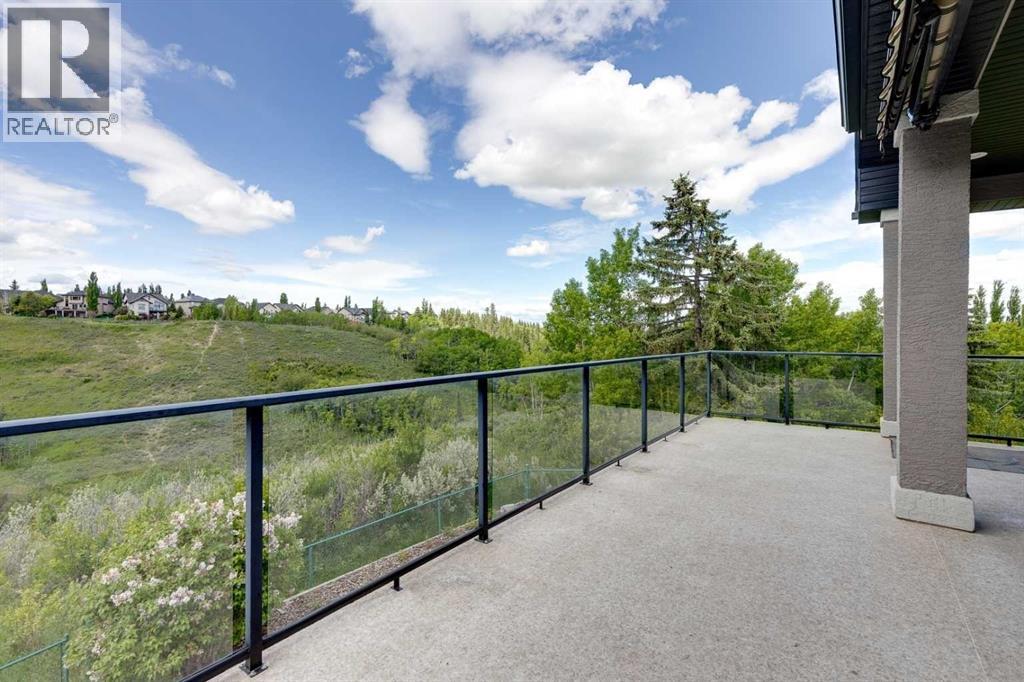 Deck overlooks the tranquil Ravine, perfect for morning coffee or evening sunsets