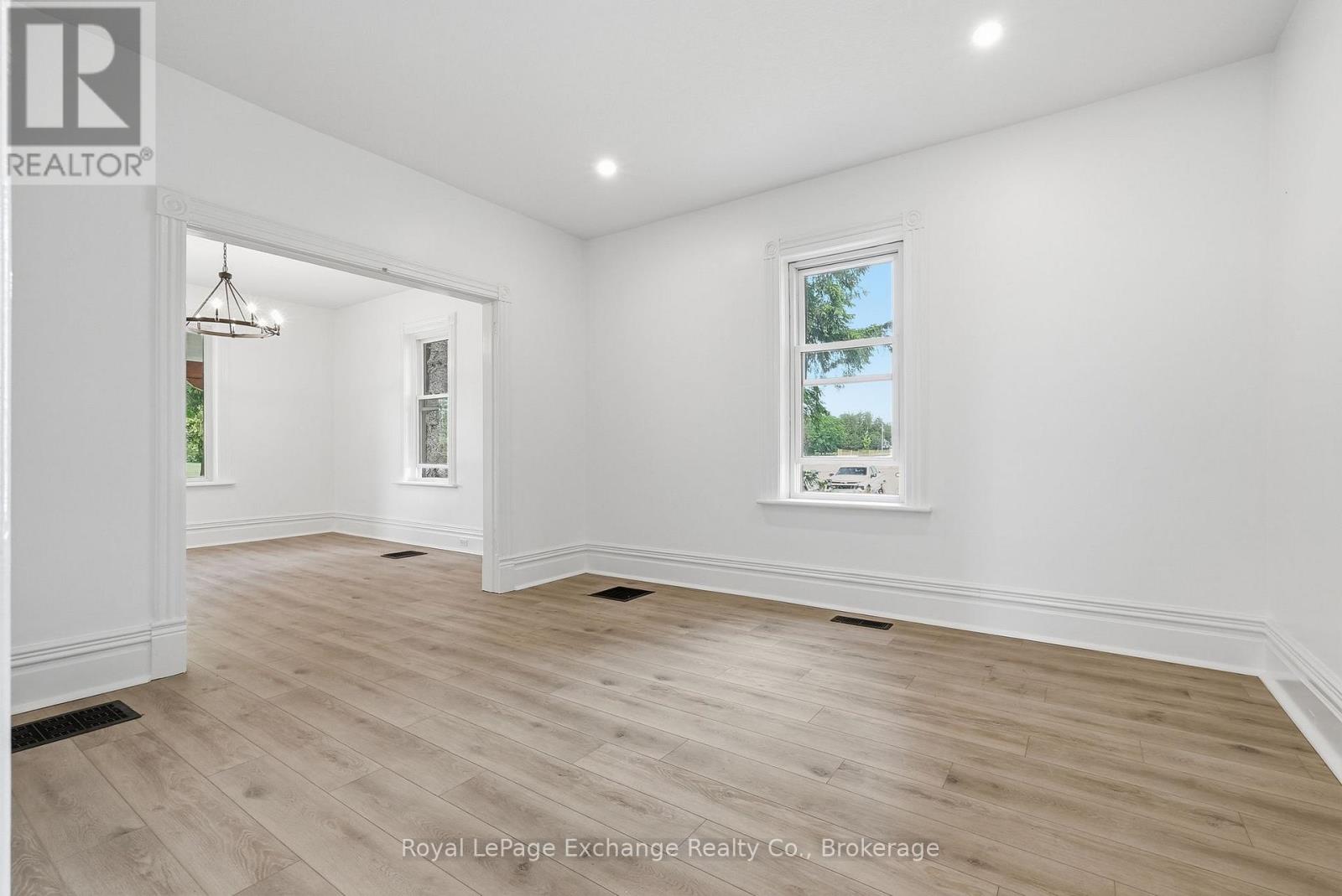 174393 MULOCK ROAD - 21