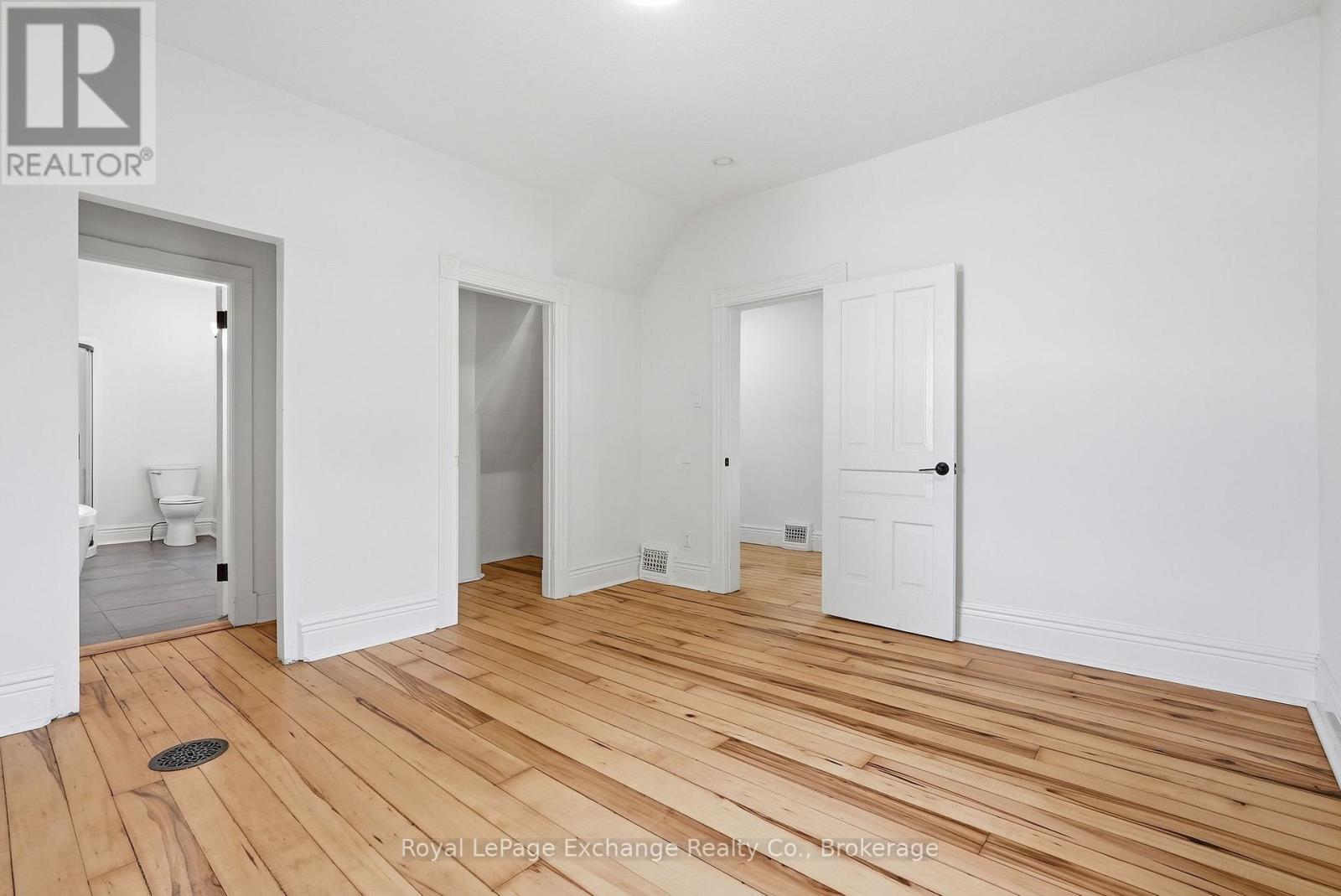 174393 MULOCK ROAD - 38