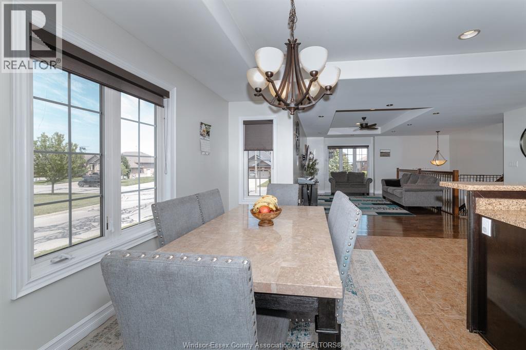37 ANTONIO COURT - 12