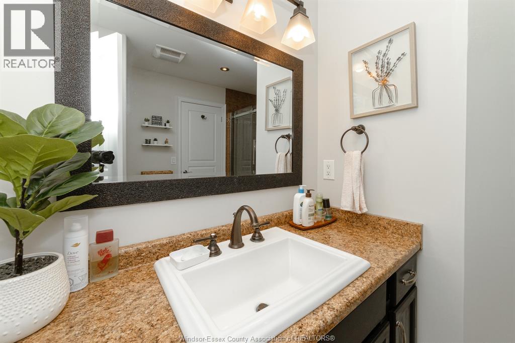 37 ANTONIO COURT - 15