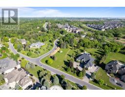 16 Charles Cooper Court, Vaughan, ON L0J1C0 Photo 10