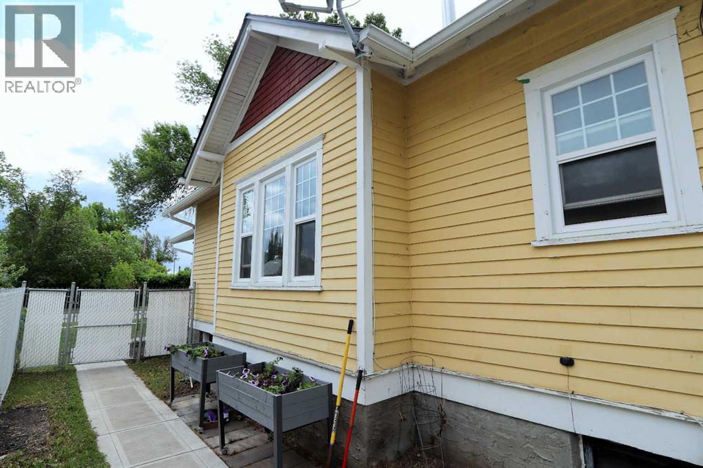5224 51 Avenue — photo 18