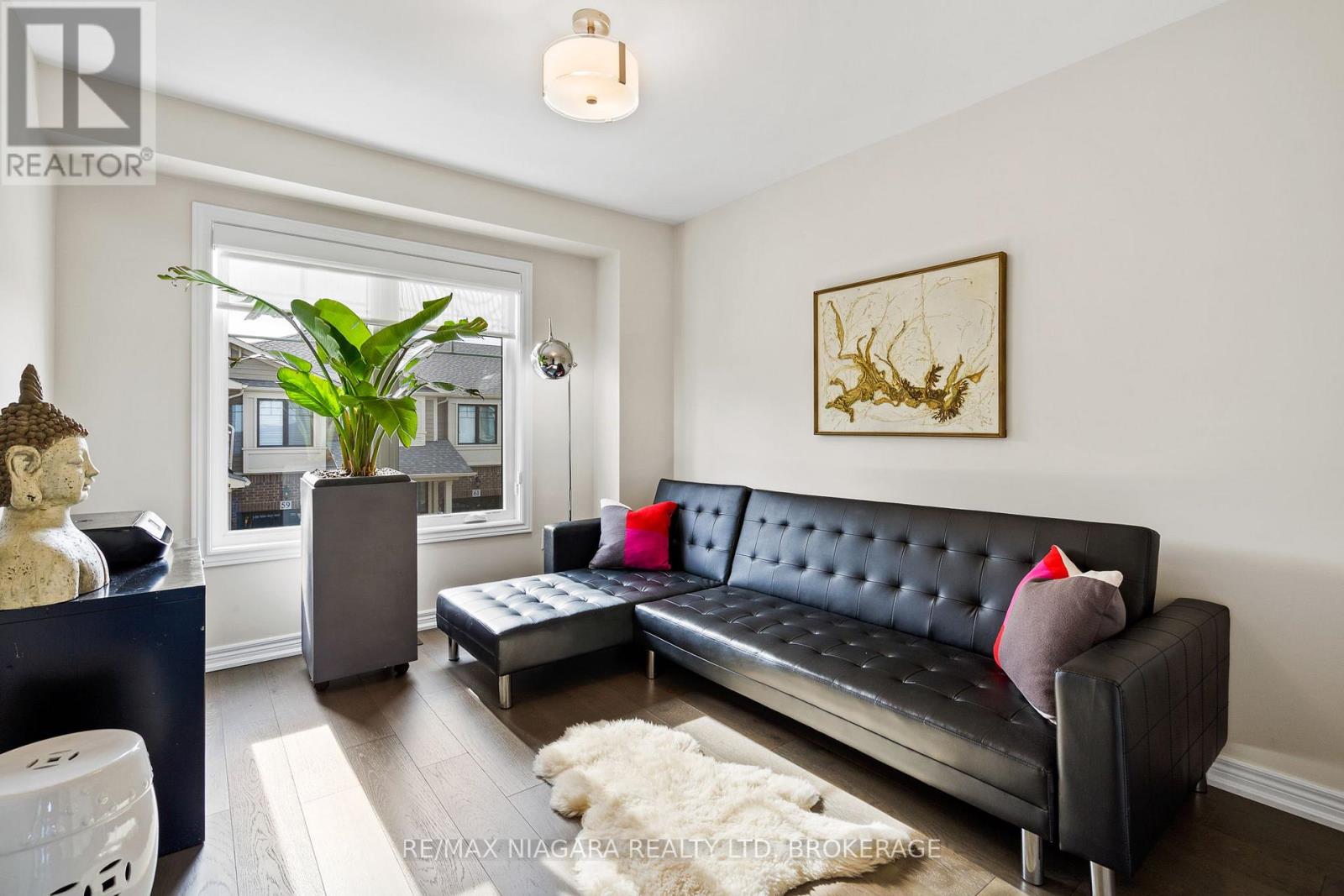 60 WATERVIEW LANE - 12