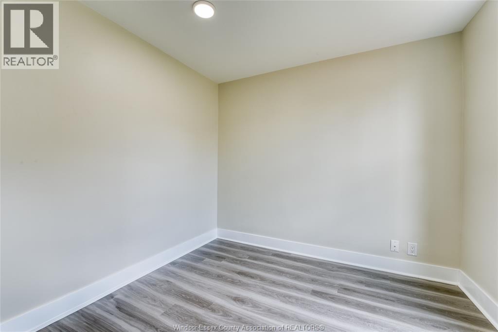 88 LORNE - 16