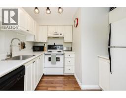 2 622 Farnham Road, Gibsons, BC V0N1V8 Photo 8