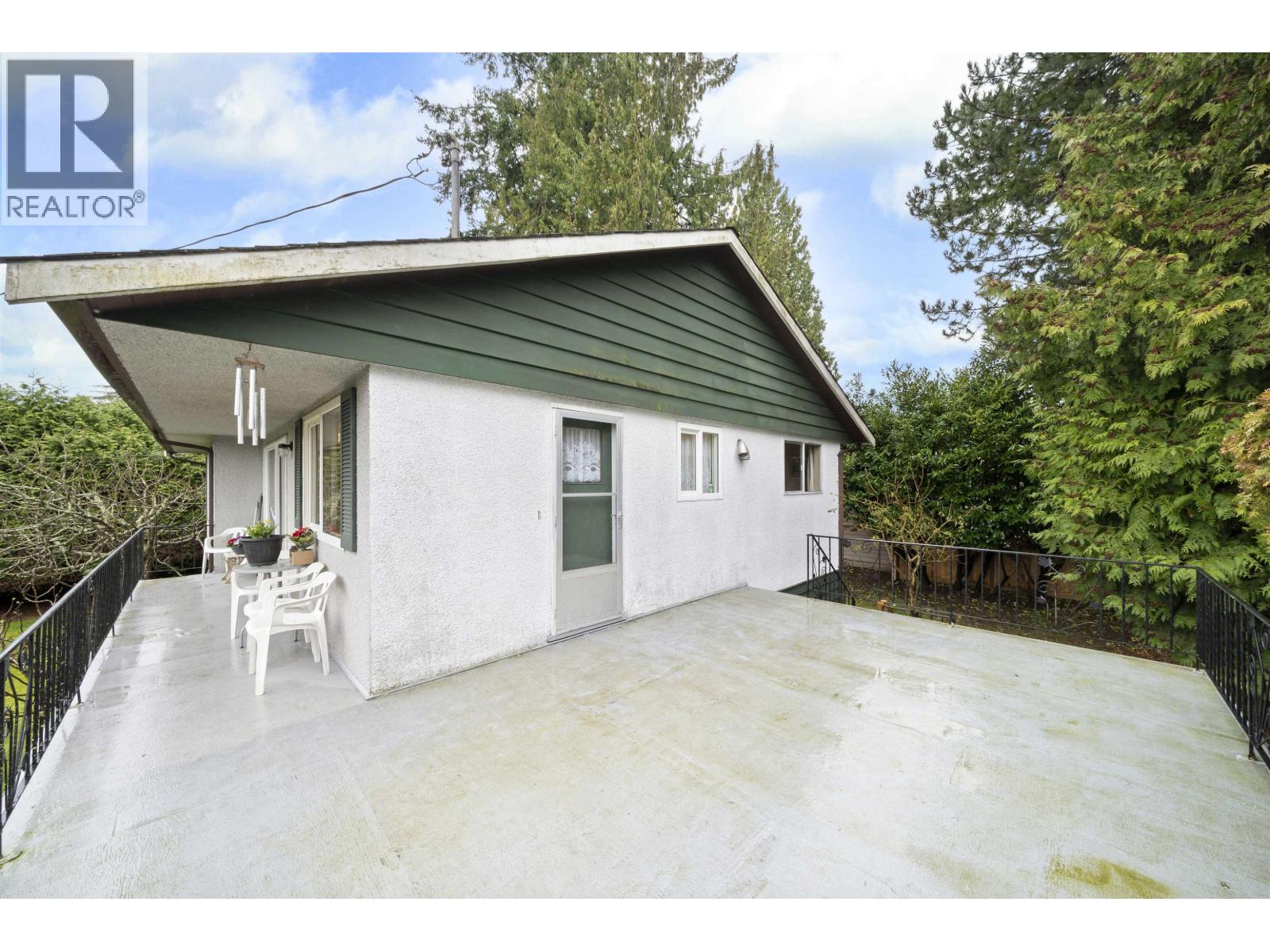 1553 55A STREET, Delta