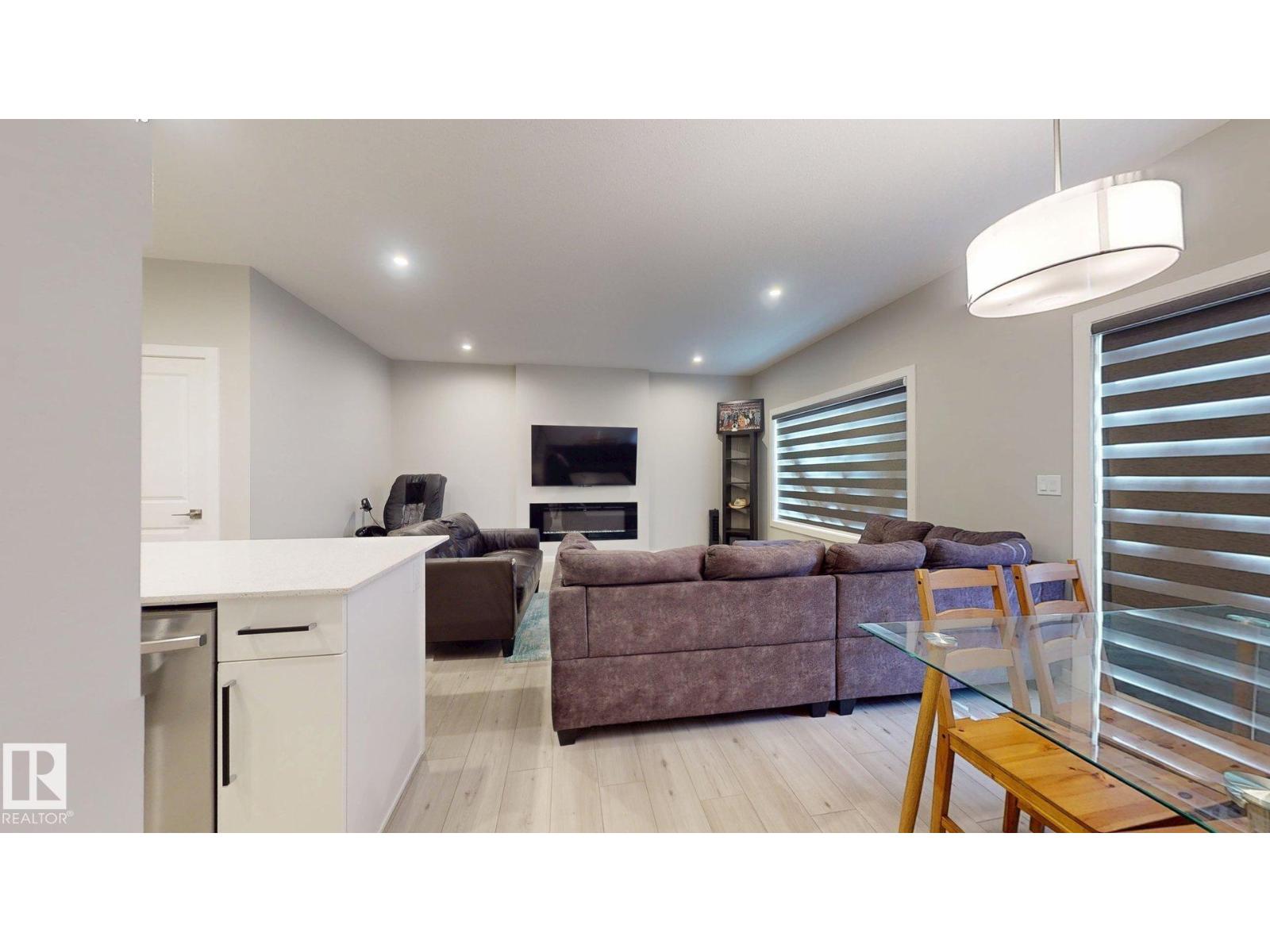 607 31 AV NW - 14