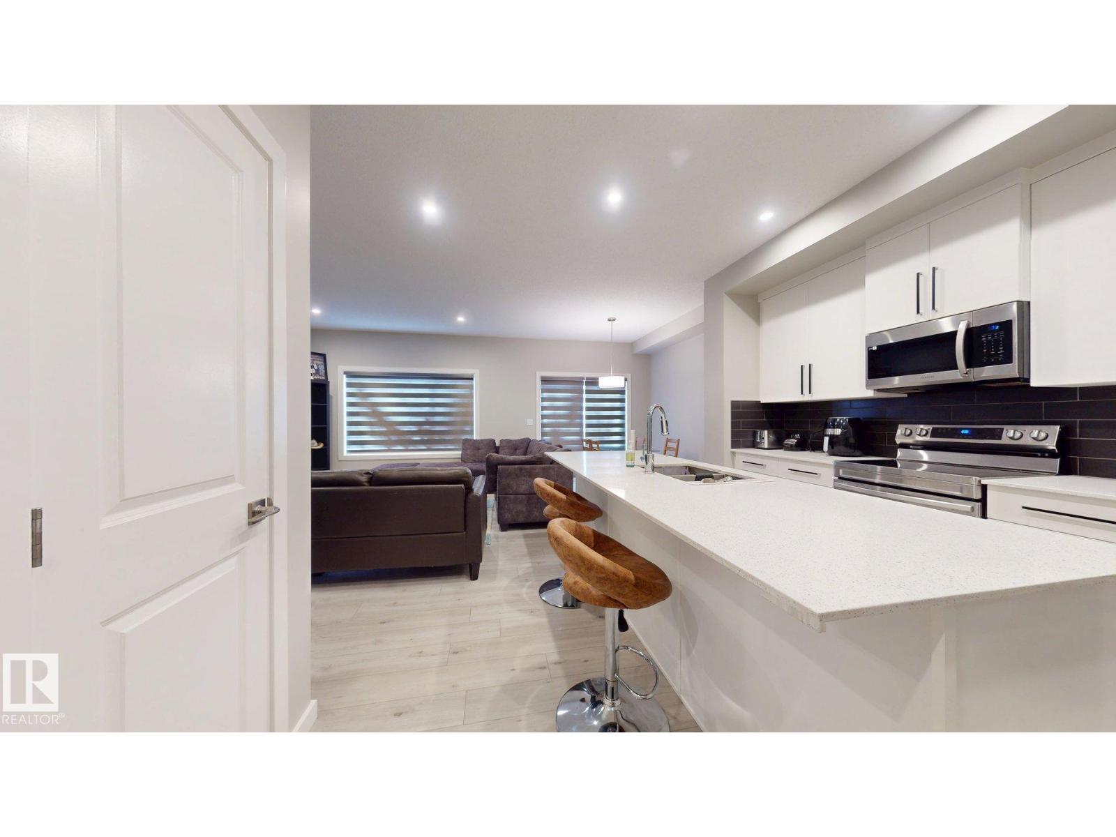 607 31 AV NW - 7