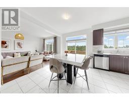 166 Ferragine Crescent, Bradford West Gwillimbury, ON L3Z4K1 Photo 11