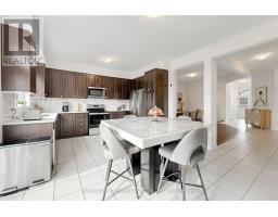 166 Ferragine Crescent, Bradford West Gwillimbury, ON L3Z4K1 Photo 14