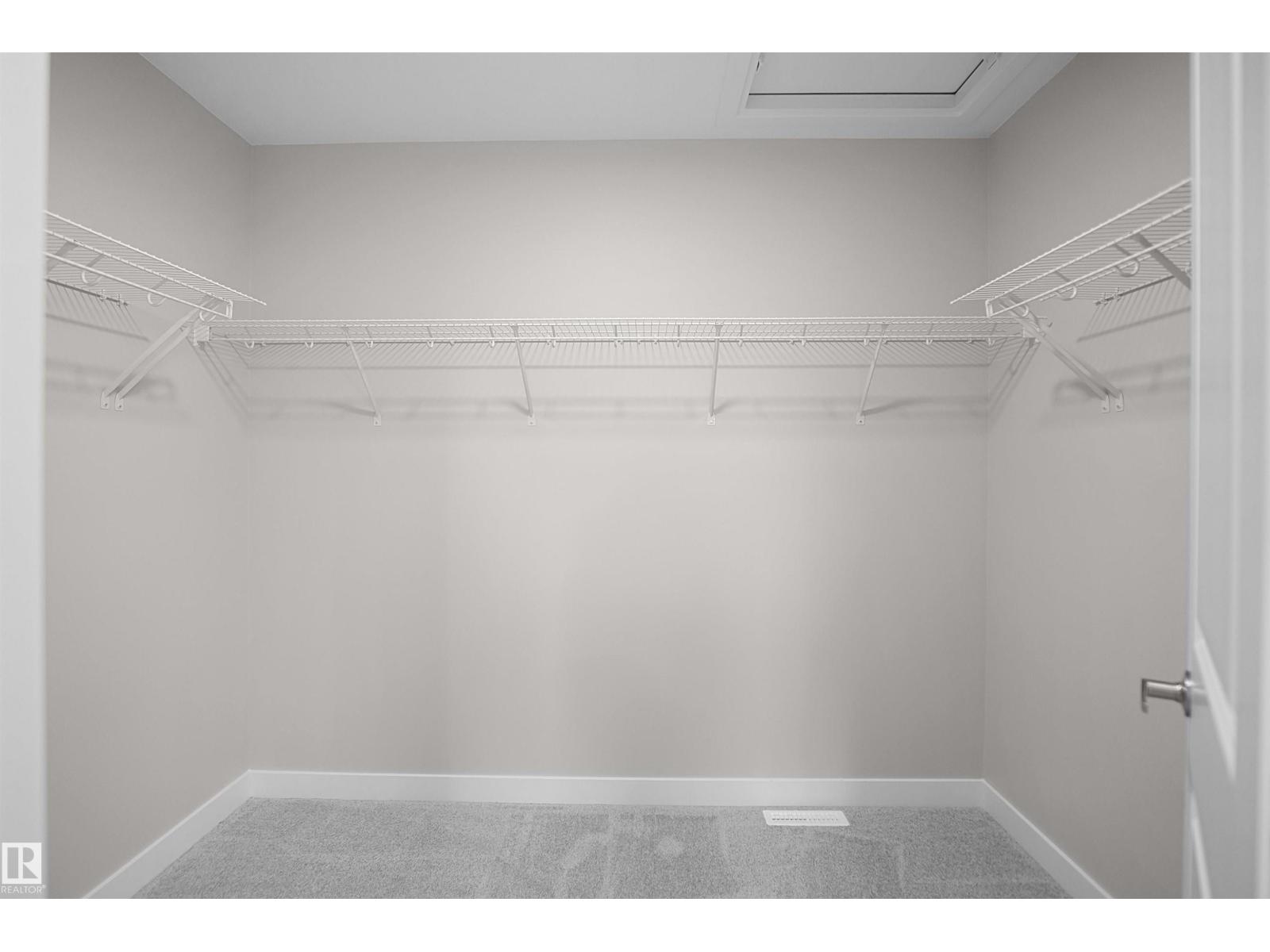 30 Nerine CR - 28