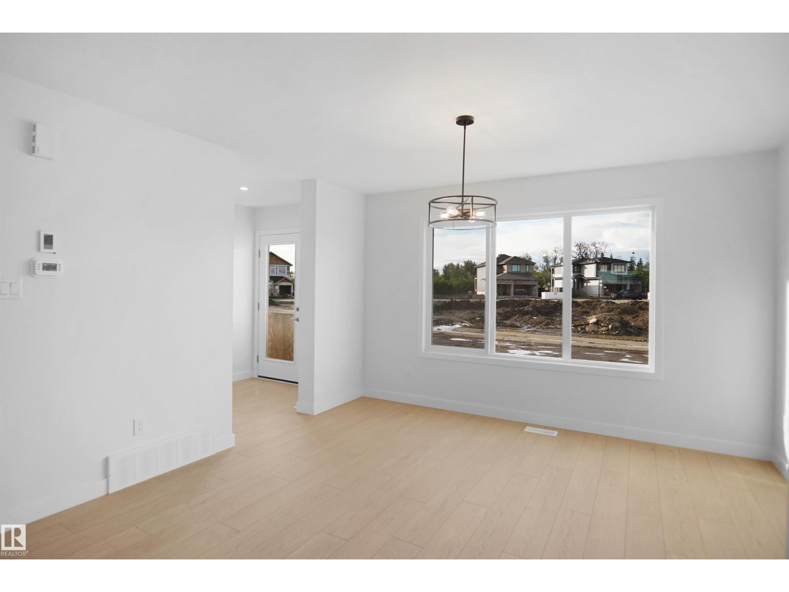 21204 25 AV NW - 14