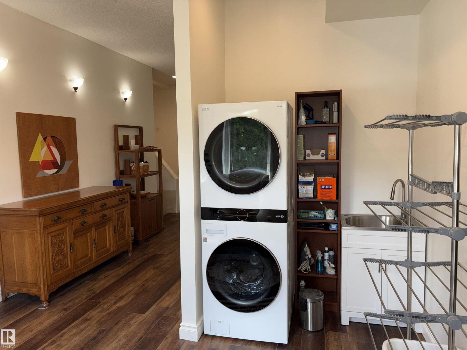 14016 85 AV NW - 22